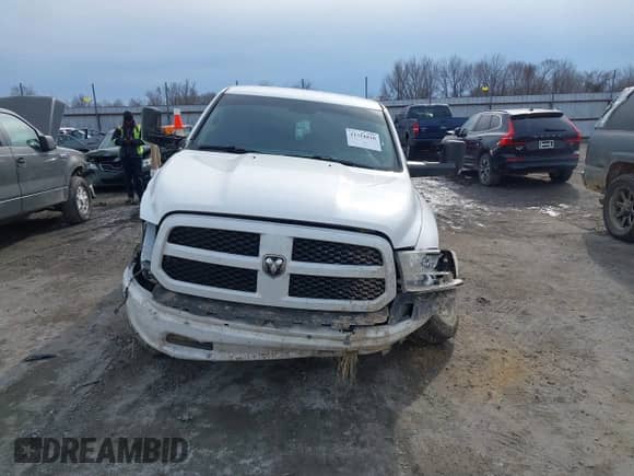 2016 Ram 1500 Express with VIN 1C6RR7FG5GS173304, listed as a IAAI auction lot 41318818 with 137,587 mi miles and . Bid and sale history available at DreamBid. Image 12.