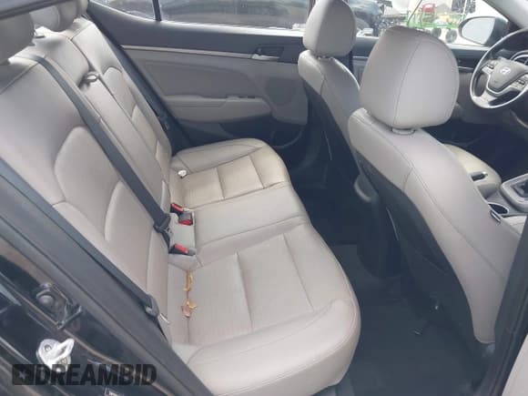 ✅ 2017 Hyundai Elantra SE • VIN: 5NPD84LF5HH022768 • Lot: 42264100. Listed on IAAI with 82,130 mi. Free auction sales archive from the USA and detailed vehicle history report at DreamBid. Image 8.