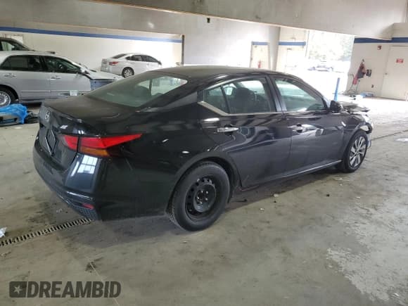 ✅ 2023 Nissan Altima S • VIN: 1N4BL4BV0PN386843 • Lot: 91863355. Listed on Copart with 68,674 mi. Free auction sales archive from the USA and detailed vehicle history report at DreamBid. Image 3.