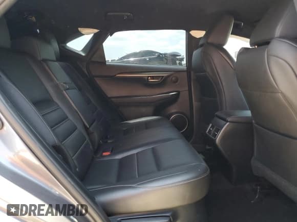 ✅ 2017 Lexus NX 200t • VIN: JTJYARBZ4H2069772 • Лот: 57274325. Опубликован ранее на Copart с пробегом 120 038 миль. Бесплатный доступ к архиву аукционных продаж из США и подробный отчёт об истории автомобиля на DreamBid. Изображение 11.