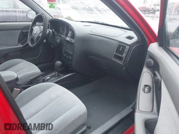 ✅ 2004 Hyundai Elantra GLS • VIN: KMHDN46D74U822535 • Lot: 41530397. Wystawiony na IAAI z przebiegiem Nie podano. Bezpłatny archiwum sprzedaży aukcyjnych z USA i szczegółowy raport historii pojazdu na DreamBid. Zdjęcie 5.