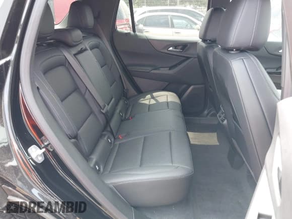 ✅ 2025 Chevrolet Equinox FWD LT • VIN: 3GNAXHEG1SL302446 • Lot: 42109850. Wystawiony na IAAI z przebiegiem 584 mil. Bezpłatny archiwum sprzedaży aukcyjnych z USA i szczegółowy raport historii pojazdu na DreamBid. Zdjęcie 8.