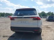 ✅ 2024 Toyota Highlander XLE • VIN: 5TDAAAB59RS005238 • Лот: 42811042. Опубликован ранее на IAAI с пробегом 17 540 миль. Бесплатный доступ к архиву аукционных продаж из США и подробный отчёт об истории автомобиля на DreamBid. Изображение 17.