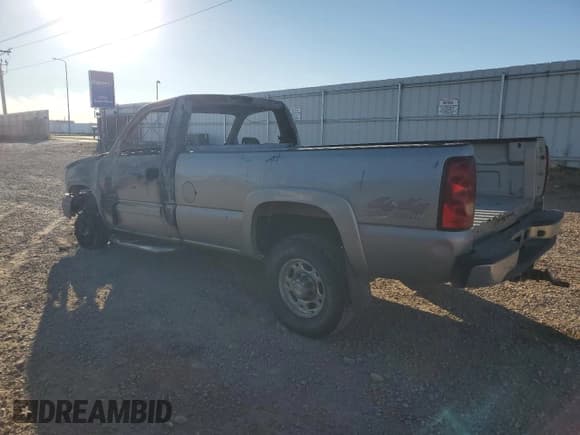 ✅ 2006 Chevrolet Silverado 2500HD LT1 • VIN: 1GCHK24U16E291058 • Лот: 84701835. Опубликован ранее на Copart с пробегом Не указан. Бесплатный доступ к архиву аукционных продаж из США и подробный отчёт об истории автомобиля на DreamBid. Изображение 2.