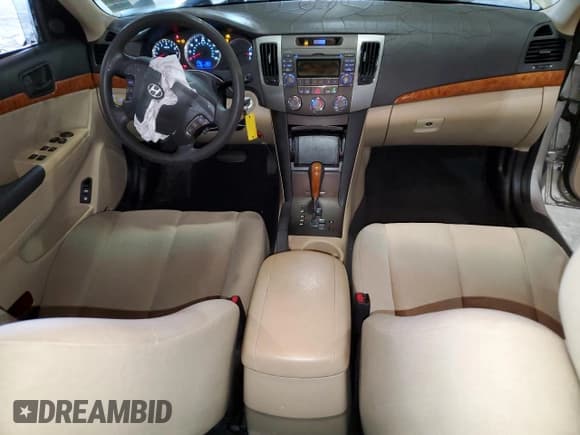 ✅ 2009 Hyundai Sonata GLS • VIN: 5NPET46C19H517118 • Лот: 78772774. Опубликован ранее на Copart с пробегом 181 724 миль. Бесплатный доступ к архиву аукционных продаж из США и подробный отчёт об истории автомобиля на DreamBid. Изображение 8.