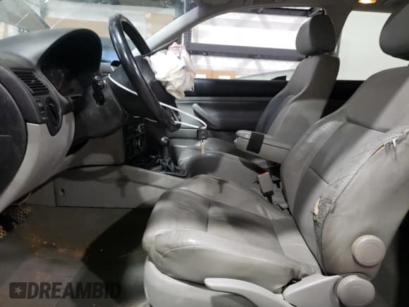 ✅ 2003 Volkswagen Golf GTI • VIN: 9BWDE61J734025722 • Lot: 59779915. Wystawiony na Copart z przebiegiem 153 700 mil. Bezpłatny archiwum sprzedaży aukcyjnych z USA i szczegółowy raport historii pojazdu na DreamBid. Zdjęcie 7.