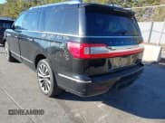 ✅ 2018 Lincoln Navigator Select • VIN: 5LMJJ3JT7JEL08789 • Lot: 41087888. Wystawiony na IAAI z przebiegiem 175 881 mil. Bezpłatny archiwum sprzedaży aukcyjnych z USA i szczegółowy raport historii pojazdu na DreamBid. Zdjęcie 3.