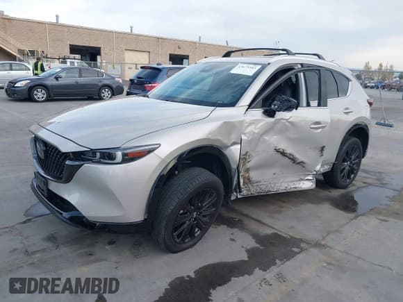 ✅ 2024 Mazda CX-5 Premium • VIN: JM3KFBDY6R0490242 • Lot: 43673503. Listed on IAAI with 16,275 mi. Free auction sales archive from the USA and detailed vehicle history report at DreamBid. Image 17.