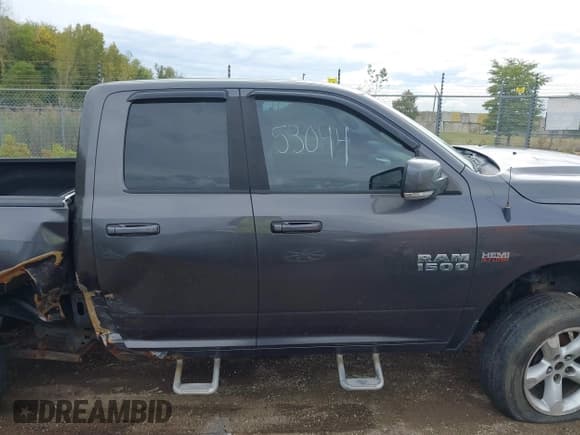 ✅ 2014 Ram 1500 Sport • VIN: 1C6RR7HT4ES156176 • Lot: 40395061. Wystawiony na IAAI z przebiegiem 135 514 mil. Bezpłatny archiwum sprzedaży aukcyjnych z USA i szczegółowy raport historii pojazdu na DreamBid. Zdjęcie 13.