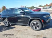 ✅ 2024 Jeep Grand Cherokee • VIN: 1C4RJYB66RC120630 • Lot: 43582631. Listed on IAAI with 44,454 mi. Free auction sales archive from the USA and detailed vehicle history report at DreamBid. Image 13.