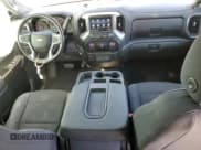 ✅ 2019 Chevrolet Silverado 1500 LT • VIN: 1GCRYDEK2KZ191890 • Lot: 93139435. Wystawiony na Copart z przebiegiem 74 585 mil. Bezpłatny archiwum sprzedaży aukcyjnych z USA i szczegółowy raport historii pojazdu na DreamBid. Zdjęcie 8.