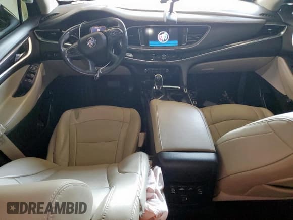 ✅ 2020 Buick Enclave Essence • VIN: 5GAERBKWXLJ268983 • Лот: 80283785. Опубликован ранее на Copart с пробегом 50 097 миль. Бесплатный доступ к архиву аукционных продаж из США и подробный отчёт об истории автомобиля на DreamBid. Изображение 8.