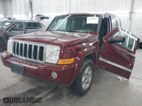 ✅ 2010 Jeep Commander Sport • VIN: 1J4RG4GK6AC140856 • Lot: 42285802. Listed on IAAI with 247,830 mi. Free auction sales archive from the USA and detailed vehicle history report at DreamBid. Image 17.