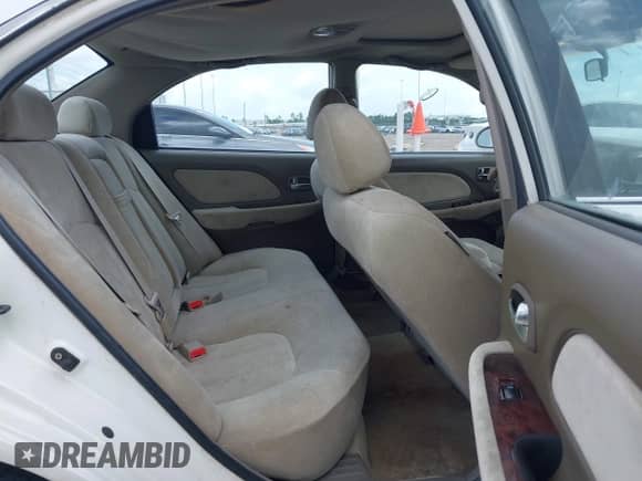 2004 Hyundai Sonata GLS z VIN KMHWF35H14A996574, wystawiony jako IAAI lot #42458020 z przebiegiem 167 012 mil mil oraz . Historia ofert i sprzedaży dostępna na DreamBid. Obrazek 8.