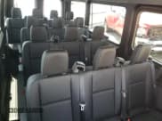 ✅ 2023 Mercedes-Benz Sprinter Passenger • VIN: W1Z4NGHY6PT142701 • Lot: 55005784. Wystawiony na Copart z przebiegiem Nie podano. Bezpłatny archiwum sprzedaży aukcyjnych z USA i szczegółowy raport historii pojazdu na DreamBid. Zdjęcie 11.
