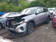 ✅ 2024 Volkswagen Atlas SE • VIN: 1V2DR2CA5RC613653 • Лот: 42707964. Опубликован ранее на IAAI с пробегом 15 769 миль. Бесплатный доступ к архиву аукционных продаж из США и подробный отчёт об истории автомобиля на DreamBid. Изображение 2.