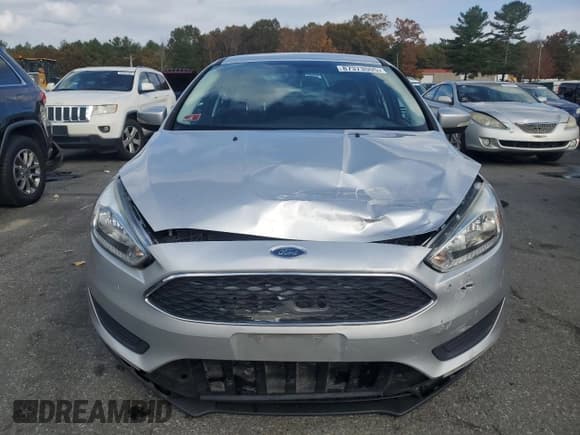 ✅ 2016 Ford Focus SE • VIN: 1FADP3F26GL388986 • Lot: 87373005. Wystawiony na Copart z przebiegiem 40 973 mil. Bezpłatny archiwum sprzedaży aukcyjnych z USA i szczegółowy raport historii pojazdu na DreamBid. Zdjęcie 5.