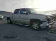 ✅ 2004 Chevrolet Silverado 1500 LS • VIN: 2GCEC13TX41405446 • Лот: 84387465. Опубликован ранее на Copart с пробегом 150 655 миль. Бесплатный доступ к архиву аукционных продаж из США и подробный отчёт об истории автомобиля на DreamBid. Изображение 4.