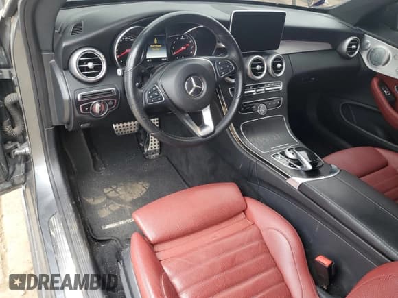 ✅ 2018 Mercedes-Benz C 300 • VIN: WDDWJ4KB7JF736919 • Lot: 54312225. Wystawiony na Copart z przebiegiem 109 794 mil. Bezpłatny archiwum sprzedaży aukcyjnych z USA i szczegółowy raport historii pojazdu na DreamBid. Zdjęcie 8.