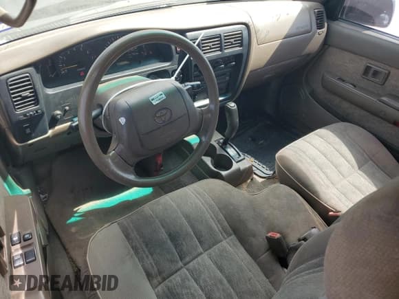 ✅ 1998 Toyota Tacoma • VIN: 4TASN92N0WZ110361 • Лот: 74660214. Опубликован ранее на Copart с пробегом 288 647 миль. Бесплатный доступ к архиву аукционных продаж из США и подробный отчёт об истории автомобиля на DreamBid. Изображение 8.