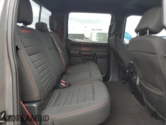 ✅ 2020 Ford F-150 XLT • VIN: 1FTEW1E47LFC71337 • Lot: 84956415. Wystawiony na Copart z przebiegiem 64 602 mil. Bezpłatny archiwum sprzedaży aukcyjnych z USA i szczegółowy raport historii pojazdu na DreamBid. Zdjęcie 10.