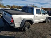 ✅ 2011 Toyota Tacoma • VIN: 3TMLU4EN6BM064329 • Lot: 87413675. Listed on Copart with 199,887 mi. Free auction sales archive from the USA and detailed vehicle history report at DreamBid. Image 3.