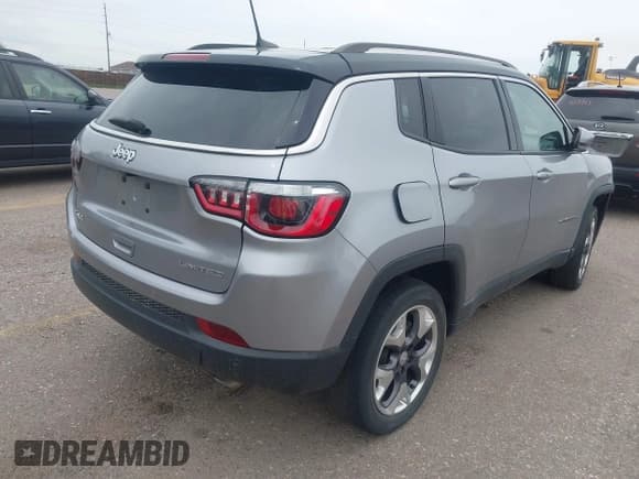 ✅ 2018 Jeep Compass Limited • VIN: 3C4NJDCB8JT480574 • Lot: 42360836. Wystawiony na IAAI z przebiegiem 80 235 mil. Bezpłatny archiwum sprzedaży aukcyjnych z USA i szczegółowy raport historii pojazdu na DreamBid. Zdjęcie 4.