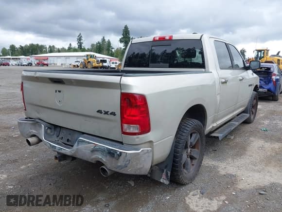✅ 2009 Dodge 1500 Laramie • VIN: 1D3HV13T49J512617 • Lot: 42589721. Wystawiony na IAAI z przebiegiem 149 820 mil. Bezpłatny archiwum sprzedaży aukcyjnych z USA i szczegółowy raport historii pojazdu na DreamBid. Zdjęcie 4.