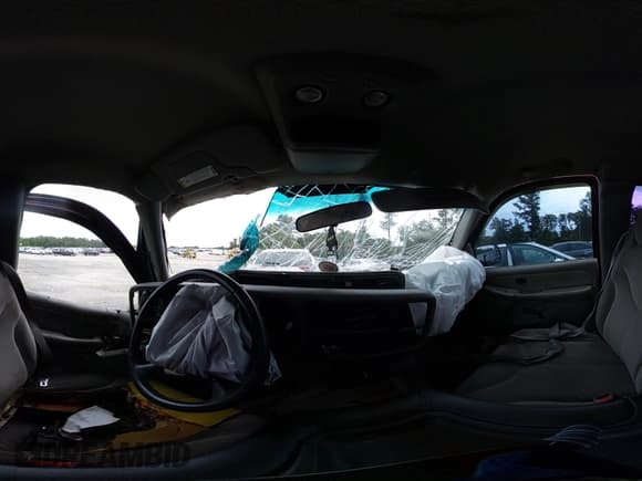 ✅ 1999 GMC Sierra 1500 SLE • VIN: 2GTEC19V9X1564343 • Lot: 42909347. Listed on IAAI with 221,434 mi. Free auction sales archive from the USA and detailed vehicle history report at DreamBid. Image 19.