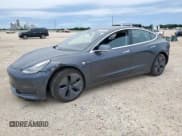 ✅ 2018 Tesla Model 3 Long Range Battery • VIN: 5YJ3E1EA2JF045384 • Lot: 57120135. Wystawiony na Copart z przebiegiem 54 176 mil. Bezpłatny archiwum sprzedaży aukcyjnych z USA i szczegółowy raport historii pojazdu na DreamBid. Zdjęcie 1.