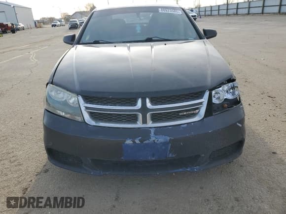 ✅ 2013 Dodge Avenger SE • VIN: 1C3CDZAB3DN610803 • Lot: 88923585. Wystawiony na Copart z przebiegiem 95 313 mil. Bezpłatny archiwum sprzedaży aukcyjnych z USA i szczegółowy raport historii pojazdu na DreamBid. Zdjęcie 5.