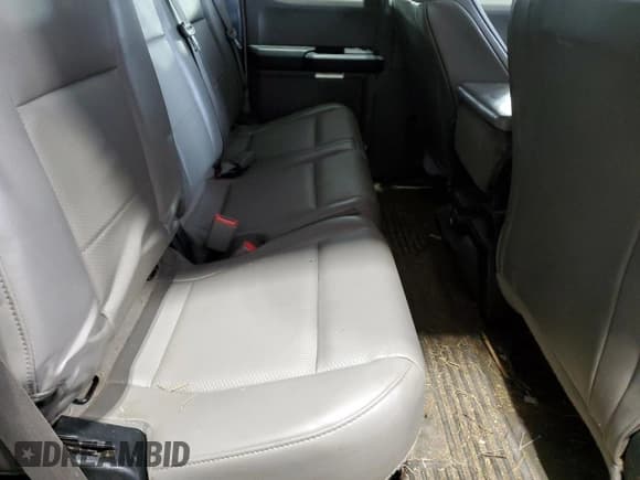 ✅ 2018 Ford F-250 XL • VIN: 1FT7X2BT6JEB80926 • Лот: 41676795. Опубликован ранее на Copart с пробегом Не указан. Бесплатный доступ к архиву аукционных продаж из США и подробный отчёт об истории автомобиля на DreamBid. Изображение 10.