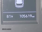 ✅ 2019 Hyundai Santa Fe SE • VIN: 5NMS23AD1KH044131 • Lot: 43237640. Wystawiony na IAAI z przebiegiem 105 619 mil. Bezpłatny archiwum sprzedaży aukcyjnych z USA i szczegółowy raport historii pojazdu na DreamBid. Zdjęcie 16.