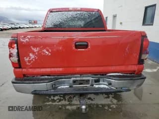 ✅ 2006 Chevrolet Silverado 1500 LT1 • VIN: 2GCEK13T761163494 • Лот: 80128934. Опубликован ранее на Copart с пробегом 213 385 миль. Бесплатный доступ к архиву аукционных продаж из США и подробный отчёт об истории автомобиля на DreamBid. Изображение 6.