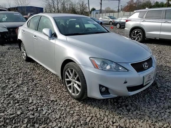 ✅ 2011 Lexus IS 250 • VIN: JTHCF5C25B5044988 • Lot: 93109585. Listed on Copart with 146,103 mi. Free auction sales archive from the USA and detailed vehicle history report at DreamBid. Image 13.