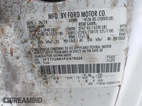 ✅ 2015 Ford F-250 XLT • VIN: 1FT7X2B6XFEA78224 • Lot: 43845986. Wystawiony na IAAI z przebiegiem 216 220 mil. Bezpłatny archiwum sprzedaży aukcyjnych z USA i szczegółowy raport historii pojazdu na DreamBid. Zdjęcie 9.