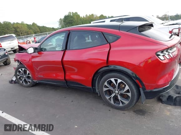 ✅ 2021 Ford Mustang Mach-E Premium • VIN: 3FMTK3R78MMA02716 • Lot: 43421743. Listed on IAAI with 60,561 mi. Free auction sales archive from the USA and detailed vehicle history report at DreamBid. Image 14.