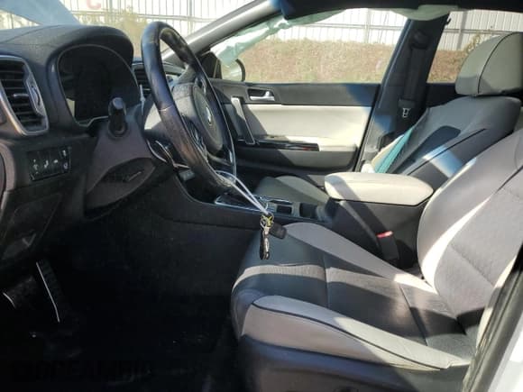 ✅ 2017 Kia Sportage SX Turbo • VIN: KNDPR3A69H7067319 • Lot: 82233155. Listed on Copart with 106,970 mi. Free auction sales archive from the USA and detailed vehicle history report at DreamBid. Image 7.