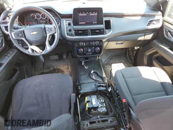 2023 Chevrolet Tahoe Commercial z VIN 1GNSKLED2PR434417, wystawiony jako Copart lot #64286745 z przebiegiem 28 518 mil mil oraz Szkoda całkowita • Salvage title. Historia ofert i sprzedaży dostępna na DreamBid. Obrazek 8.