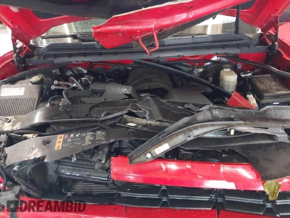 2018 Chevrolet Silverado 1500 Custom z VIN 3GCUKPEC4JG156711, wystawiony jako IAAI lot #43331690 z przebiegiem 68 216 mil mil oraz . Historia ofert i sprzedaży dostępna na DreamBid. Obrazek 10.