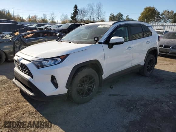 ✅ 2021 Toyota RAV4 XLE • VIN: 2T3R1RFV5MW178953 • Lot: 89509275. Wystawiony na Copart z przebiegiem 199 492 mil. Bezpłatny archiwum sprzedaży aukcyjnych z USA i szczegółowy raport historii pojazdu na DreamBid. Zdjęcie 1.