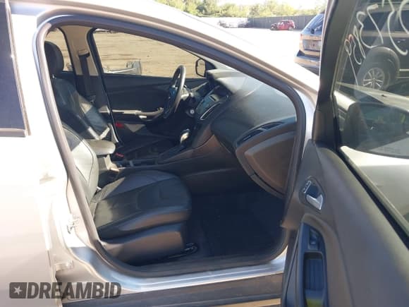 ✅ 2016 Ford Focus SE • VIN: 1FADP3F2XGL243059 • Lot: 43573859. Listed on IAAI with 104,132 mi. Free auction sales archive from the USA and detailed vehicle history report at DreamBid. Image 5.