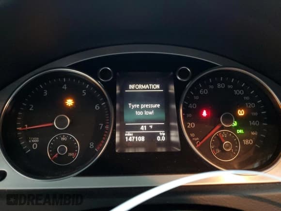 ✅ 2009 Volkswagen CC 4Motion • VIN: WVWGU73C79E535781 • Лот: 84482454. Опубликован ранее на Copart с пробегом 147 108 миль. Бесплатный доступ к архиву аукционных продаж из США и подробный отчёт об истории автомобиля на DreamBid. Изображение 9.