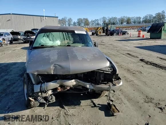 ✅ 1998 Chevrolet S-10 LS • VIN: 1GCCS1449WK105580 • Лот: 80820874. Опубликован ранее на Copart с пробегом Не указан. Бесплатный доступ к архиву аукционных продаж из США и подробный отчёт об истории автомобиля на DreamBid. Изображение 11.