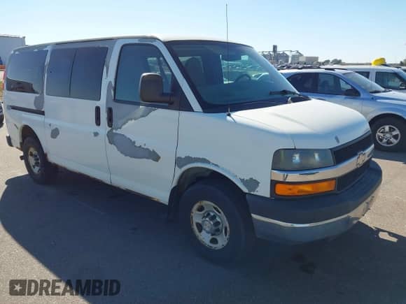 2011 Chevrolet Express Passenger LT с VIN 1GAZGYFG6B1178586, выставлен на аукционе IAAI как лот 43429542 с пробегом 33 487 миль миль и . История ставок и продаж доступна на DreamBid. Изображение 1.
