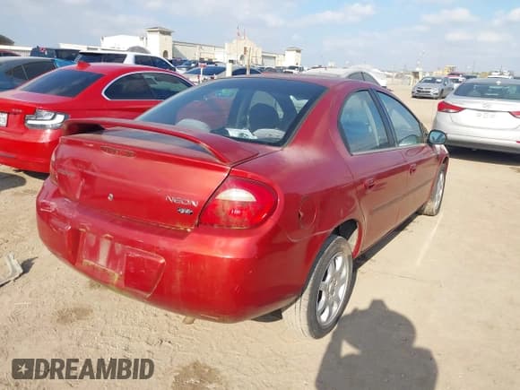 ✅ 2005 Dodge Neon SXT • VIN: 1B3ES56C45D145056 • Lot: 43917053. Listed on IAAI with 112,039 mi. Free auction sales archive from the USA and detailed vehicle history report at DreamBid. Image 4.