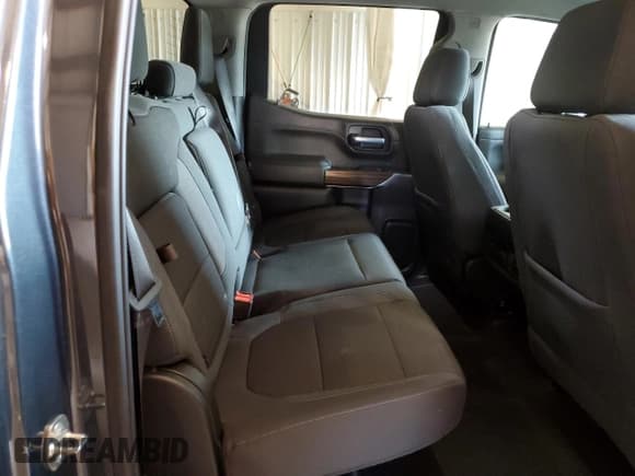 ✅ 2021 Chevrolet Silverado 1500 LT Trail Boss • VIN: 1GCPYFED6MZ250110 • Lot: 70799834. Wystawiony na Copart z przebiegiem 30 200 mil. Bezpłatny archiwum sprzedaży aukcyjnych z USA i szczegółowy raport historii pojazdu na DreamBid. Zdjęcie 10.