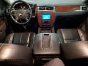 ✅ 2010 Chevrolet Silverado 1500 • VIN: 1GCSKTE27AZ121958 • Lot: 60167475. Wystawiony na Copart z przebiegiem 191 880 mil. Bezpłatny archiwum sprzedaży aukcyjnych z USA i szczegółowy raport historii pojazdu na DreamBid. Zdjęcie 8.