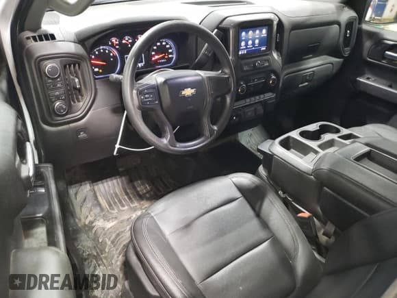 ✅ 2020 Chevrolet Silverado 1500 Work Truck • VIN: 3GCNYAEF0LG134959 • Lot: 68851544. Wystawiony na Copart z przebiegiem 96 345 mil. Bezpłatny archiwum sprzedaży aukcyjnych z USA i szczegółowy raport historii pojazdu na DreamBid. Zdjęcie 8.