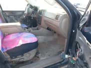 ✅ 2004 Ford Explorer Eddie Bauer • VIN: 1FMDU64W34UA63949 • Лот: 41766500. Опубликован ранее на IAAI с пробегом 257 035 миль. Бесплатный доступ к архиву аукционных продаж из США и подробный отчёт об истории автомобиля на DreamBid. Изображение 5.